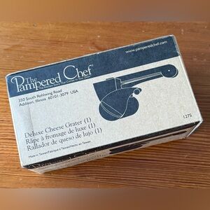 PAMPERED CHEF Deluxe Cheese Grater